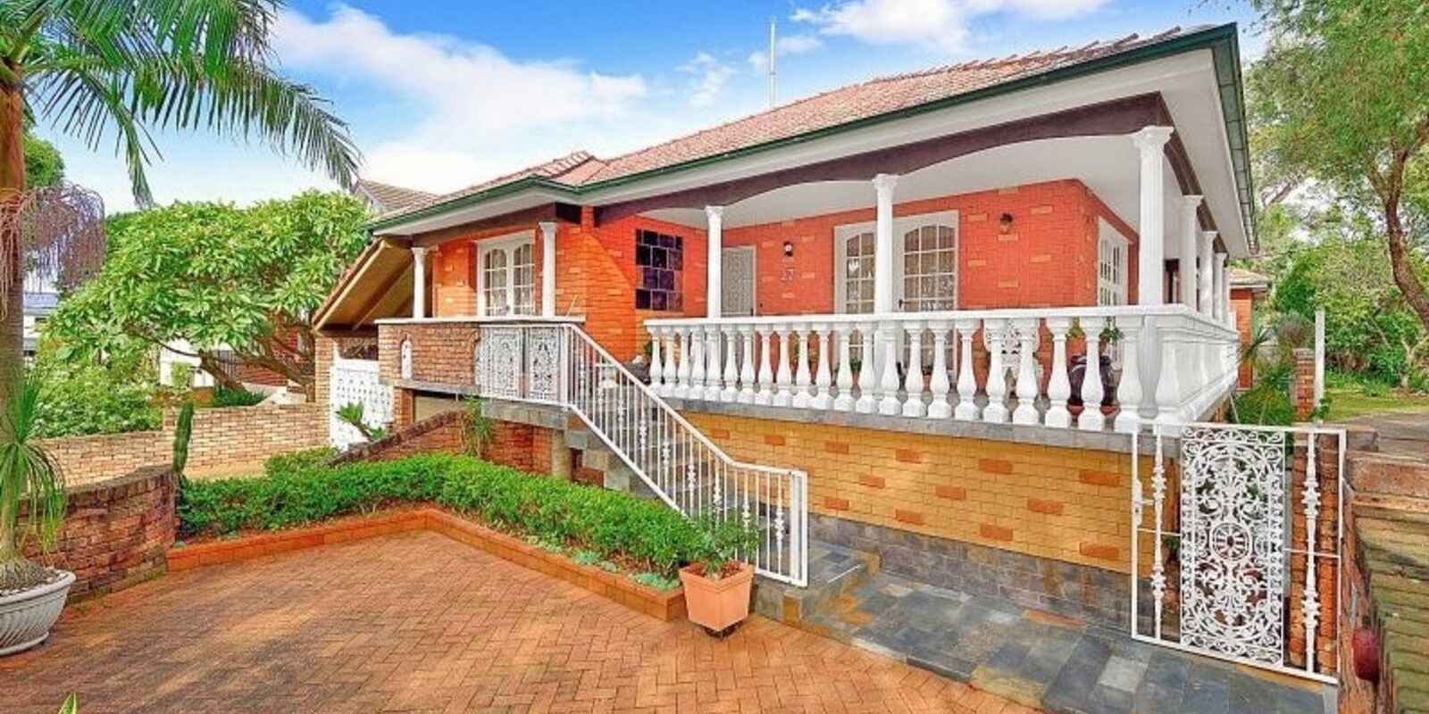 27 Luke Avenue Burwood