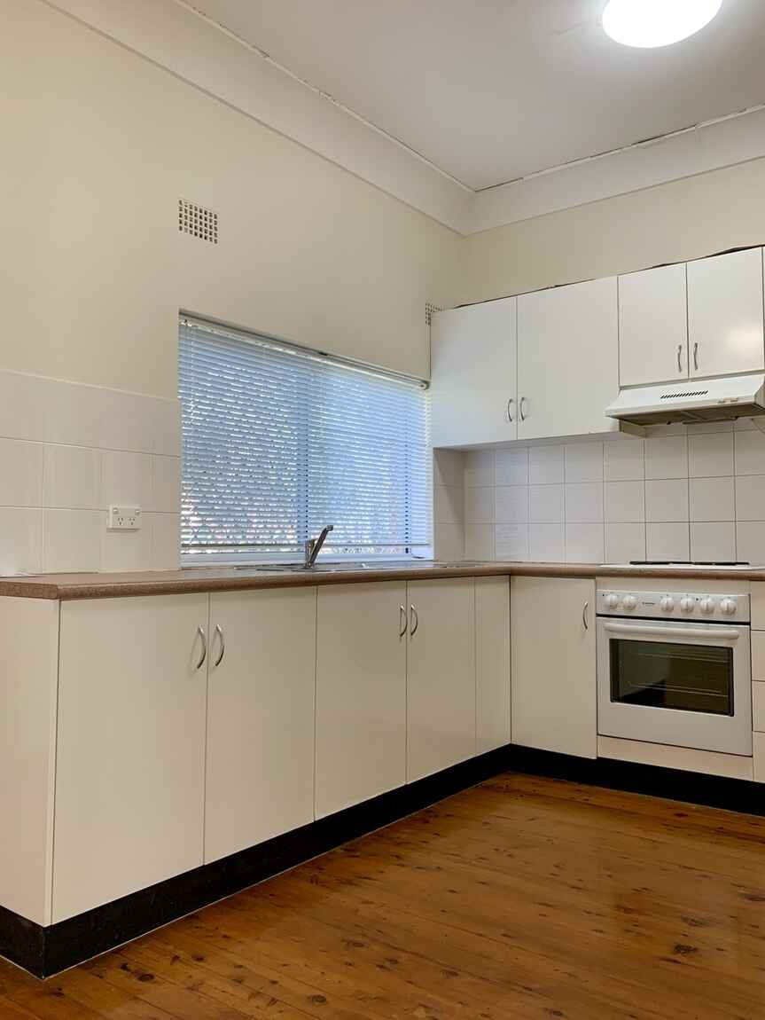 27 Luke Avenue Burwood