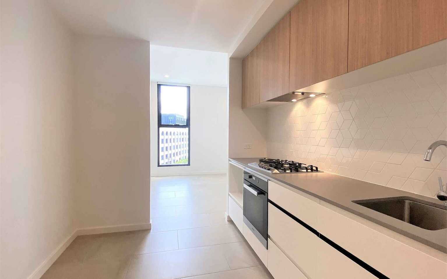 B810/89 Bay Street Glebe