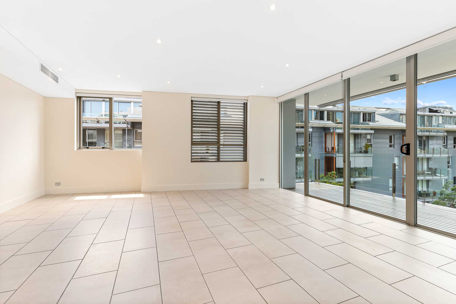 142/3 Darling Island Road Pyrmont