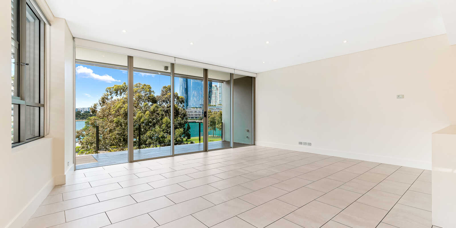 142/3 Darling Island Road Pyrmont