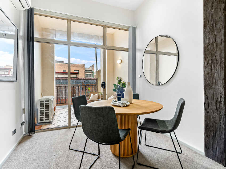 22/1 Wiley Street Chippendale