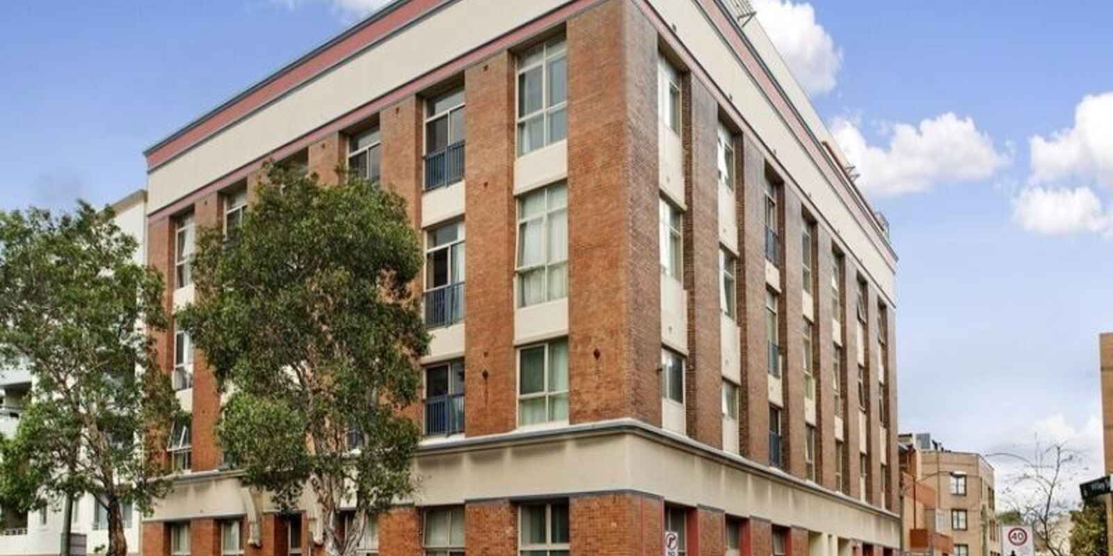 22/1 Wiley Street Chippendale