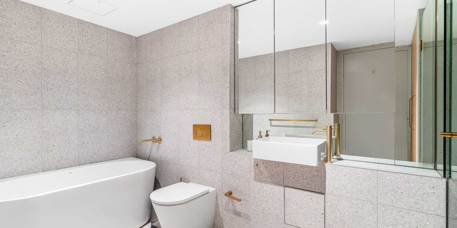 4/48-64 Wentworth Park Road Glebe