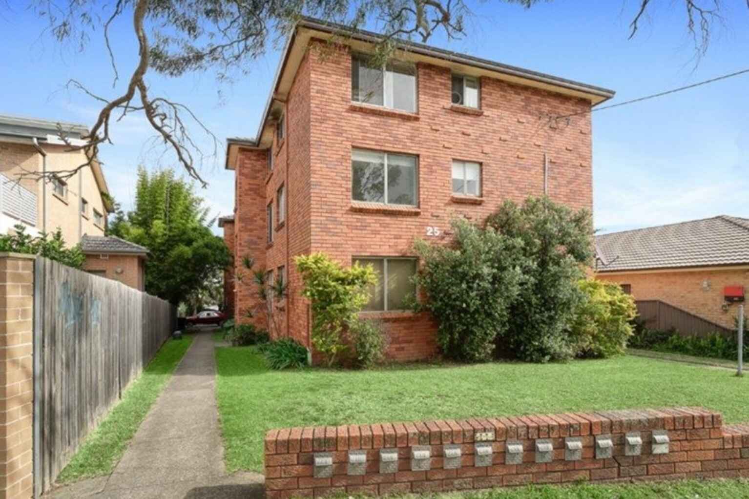 11/25 Stoddart Street Roselands