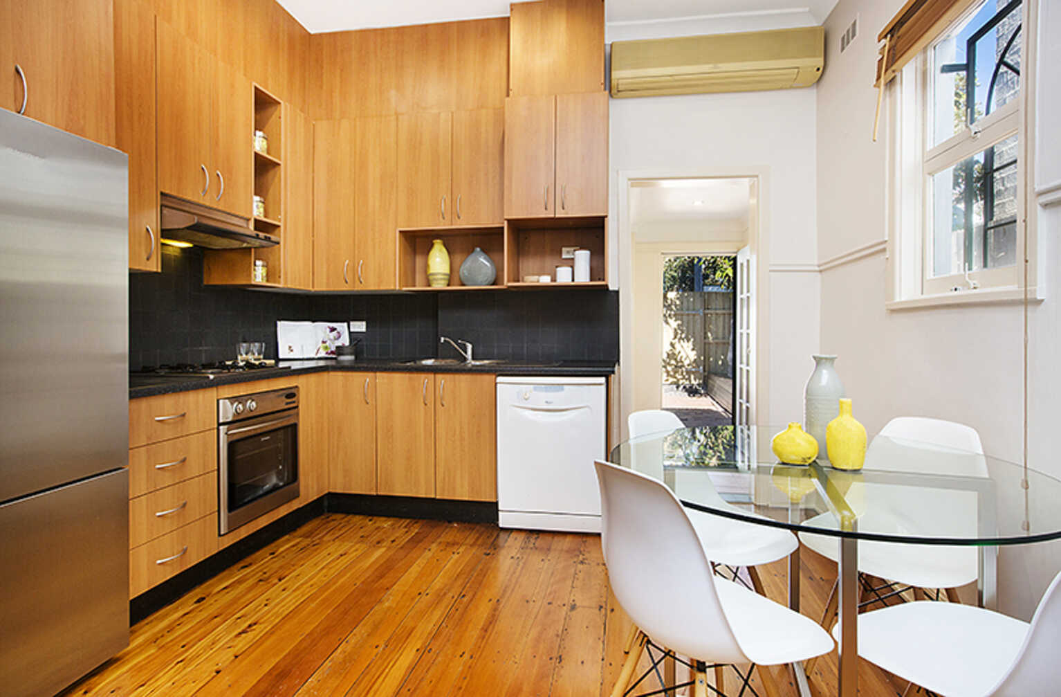 64 Anderson Street Alexandria