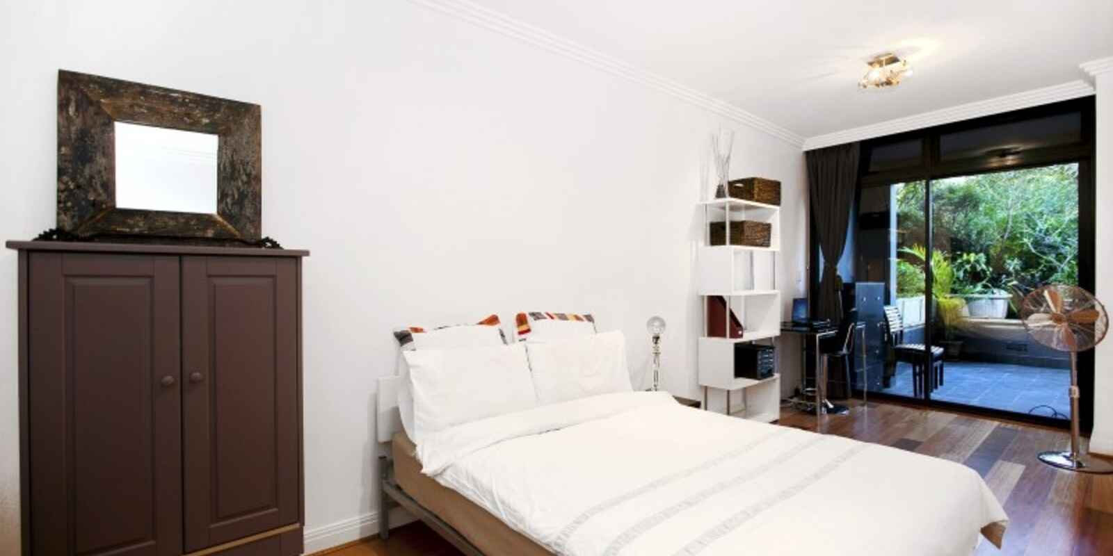 103/2 Jones Bay Road Pyrmont