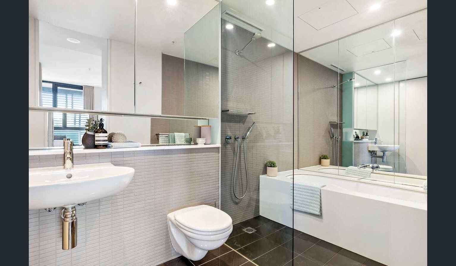 301/5 Sterling Circuit Camperdown