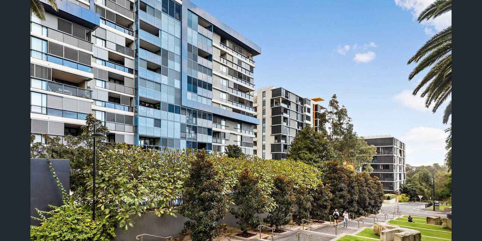301/5 Sterling Circuit Camperdown